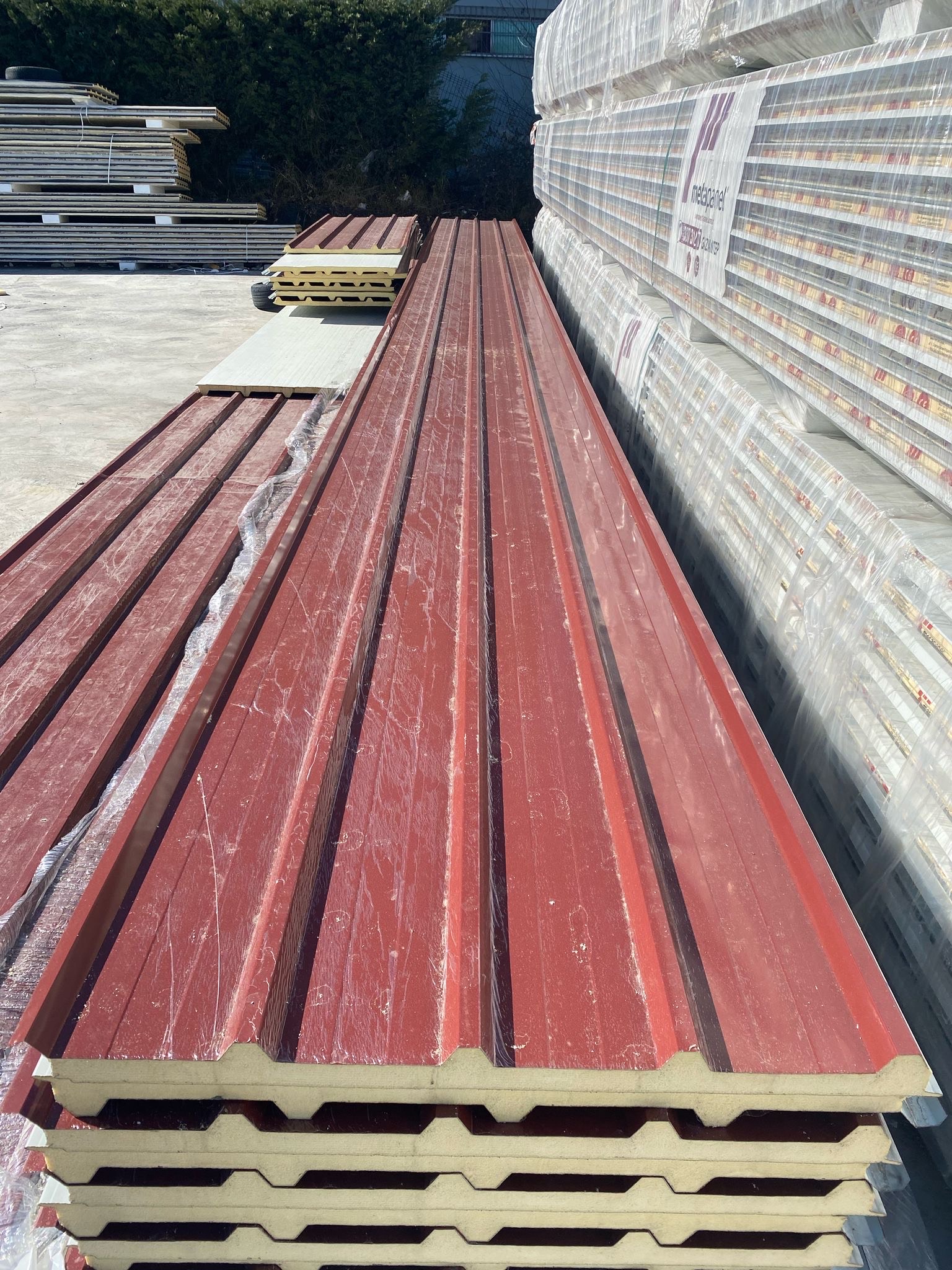 2 cm İzolasyonlu Çatı Panelleri